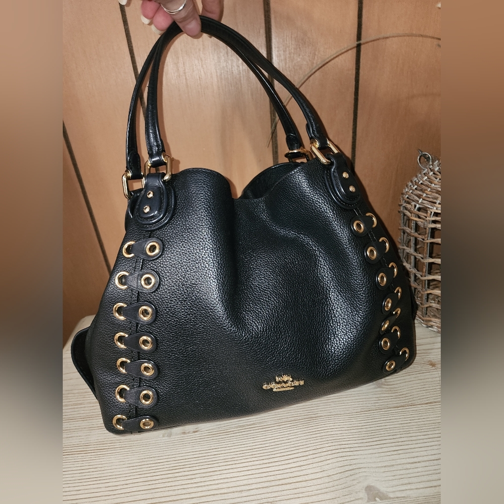 NWOT Coach hand bag